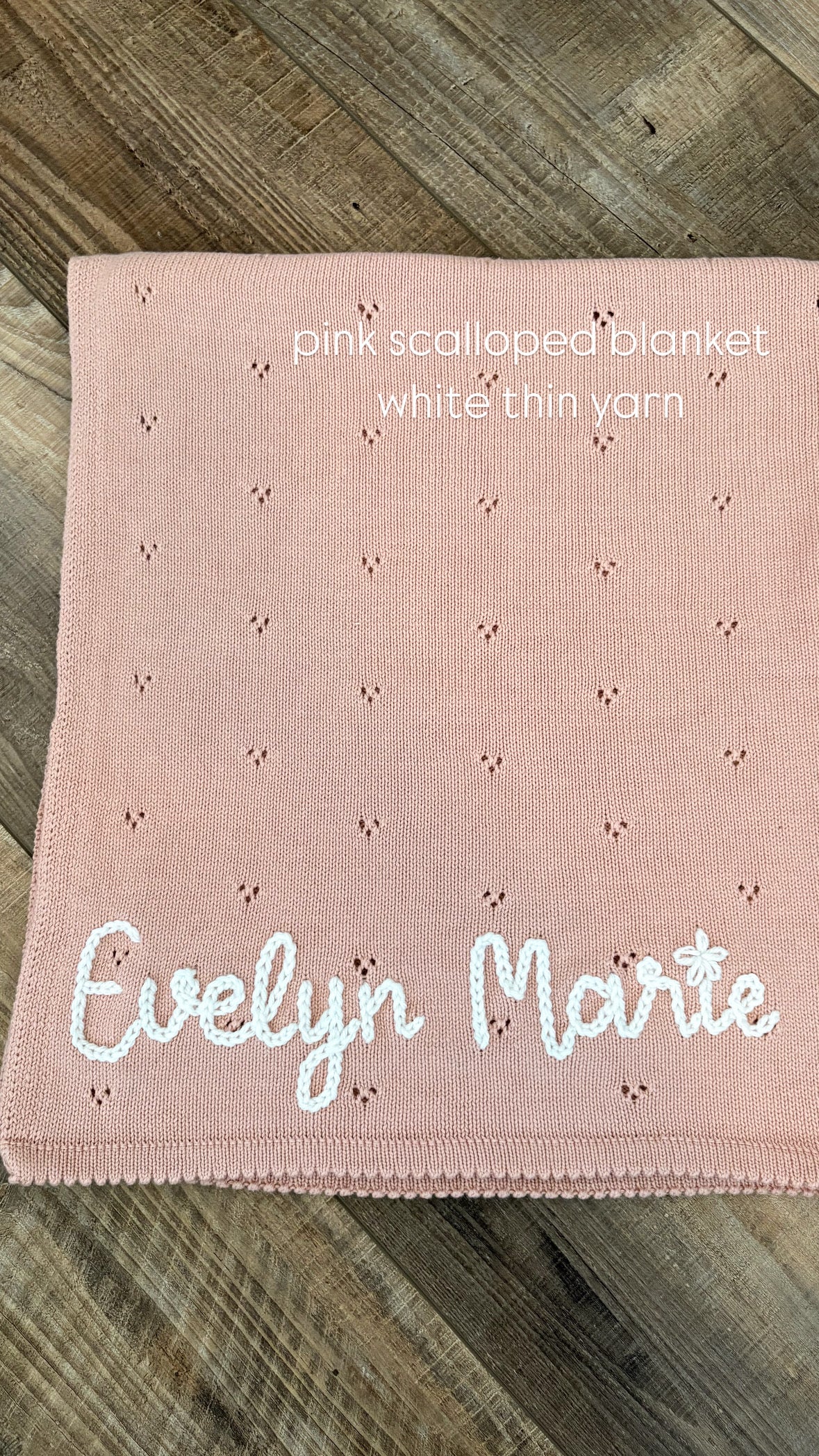 Customized scalloped baby blanket